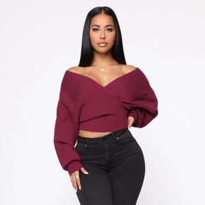 Fashion Nova V-Neck Cropped Sweater-Berry